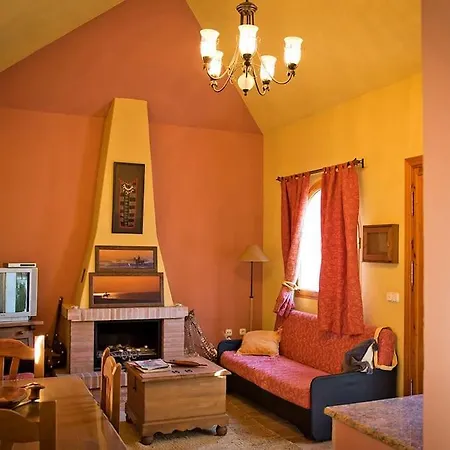 Casa 1 Con Piscina Privada Y Jardin Holiday home *
