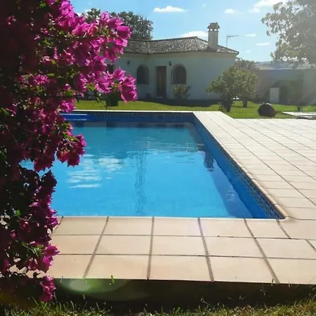 Casa 1 Con Piscina Privada Y Jardin Holiday home Arcos de la Frontera